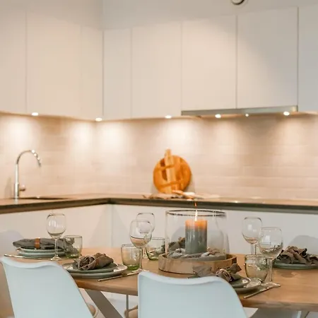 Huswell - Bright In Sky Garden With Terrace Tatil Evi