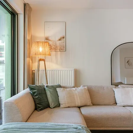 Будинок відпочинку Huswell - Bright In Sky Garden With Terrace Остенде