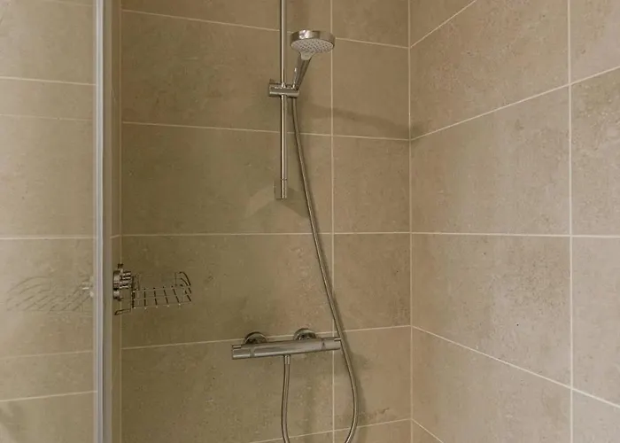 Huswell - Bright In Sky Garden With Terrace Tatil Evi